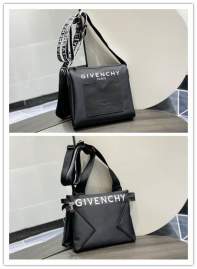Picture of Givenchy Handbags _SKUfw240169769fw